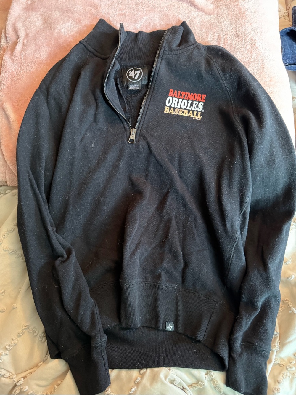 Size Medium orioles sweatshirt